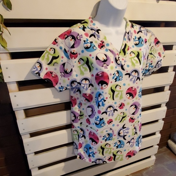 DICKIE'S SCRUB top.               #R399 - Picture 3 of 6